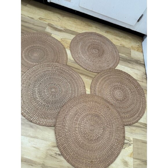 Set of 5 16” inch rattan place mats - Picture 1 of 8